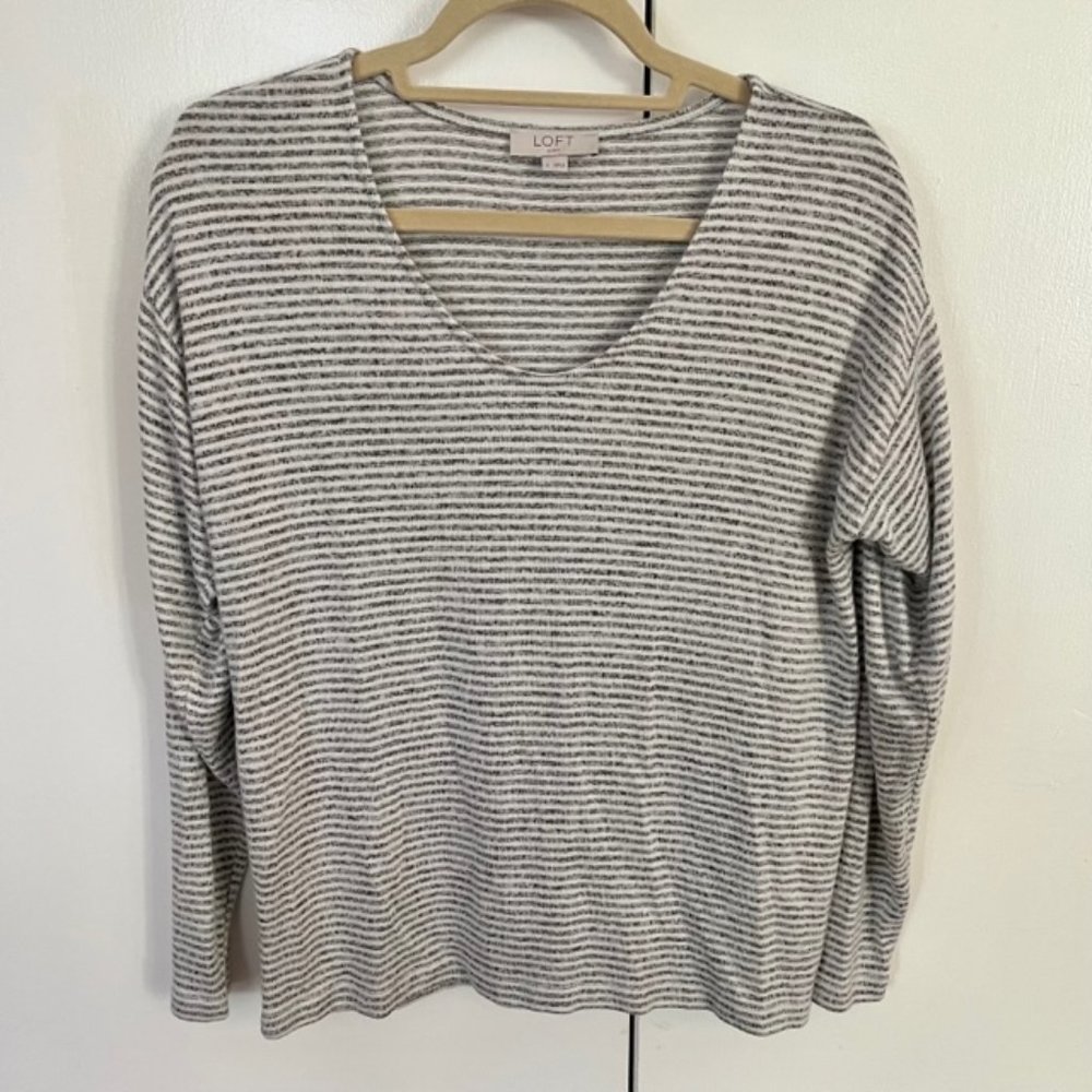 LOFT Sleep Black and White Long Sleeve Striped Sweater